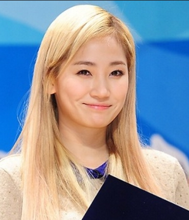 K-Pop Idols with AB Blood Types: Sociable, Rational, and Critical? | Soompi