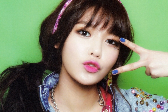 Girls’ Generations’ Sooyoung’s Family and Home to be Revealed! | Soompi