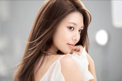 Girls’ Generation’s Sooyoung Cried at Wonder Girl’s Sunye Wedding