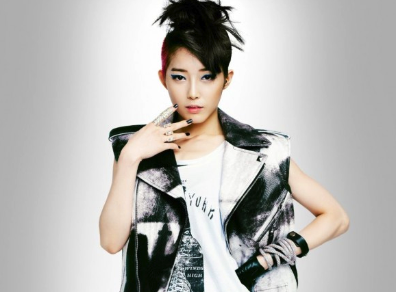 GLAM’s Zinni Reveals Impressive B-boy Head Spin Skills
