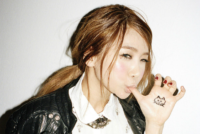 JeA Promotes Her Album in Latest Cute Selca
