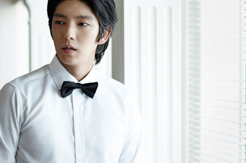 Lee Jun Ki Kick Starts His Musical Career with Release of New Album in Japan and Korea