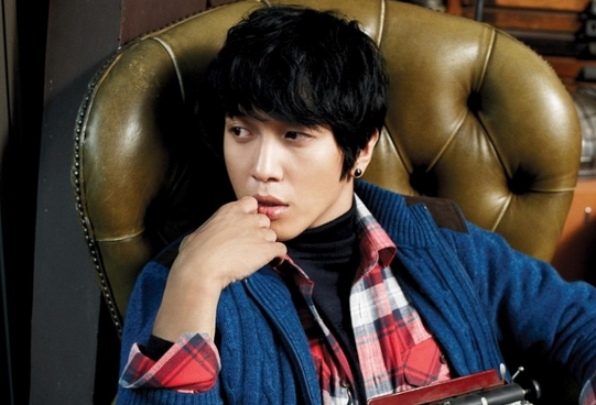 CNBlue’s Jung Yong Hwa Meets His Ideal Girl