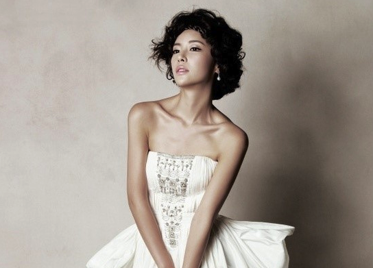 Actress Hwang Jung Eum Opens a me2day Account