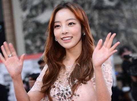 Goo Hara Reveals Pictures of Herself After Surgery