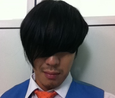 Haha Wonders If “Hybrid” Should Get a Haircut