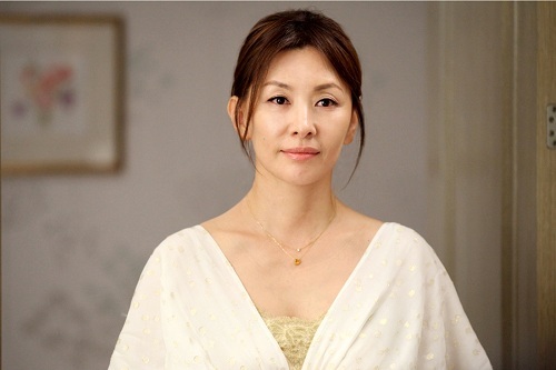 The High Court Orders Lee Mi Sook to Pay $120,000 to Her Ex-Agency for Violating Exclusive Contract