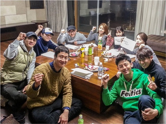 Cast of “The Best Lee Soon Shin” Get Together For a Workshop