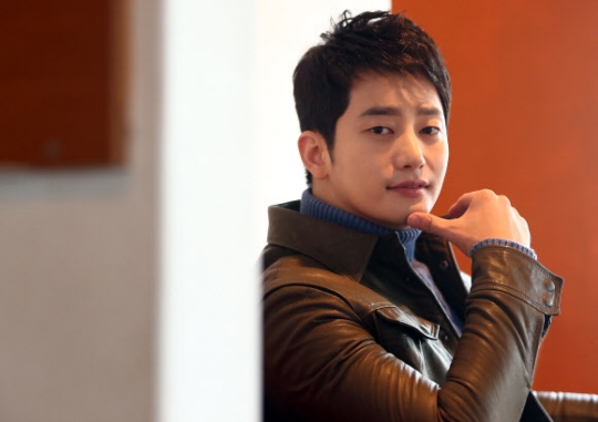 Park Shi Hoo to Appear at Police Station on Feb 24