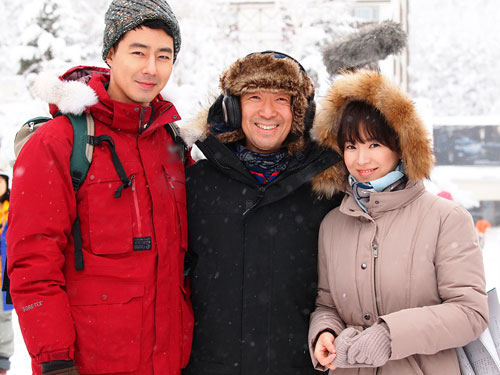New Photos of Song Hye Gyo and Jo In Sung from “That Winter, The Wind Blows” Unveiled!