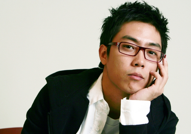 Eun Ji Won Slightly Refers to His Recent Divorce
