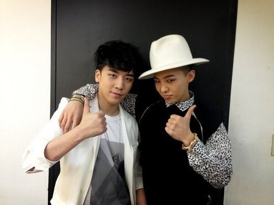G-Dragon And Seungri Strike A Humorous Pose
