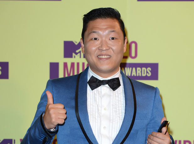 PSY Performs in Melbourne for “Future Music Festival”