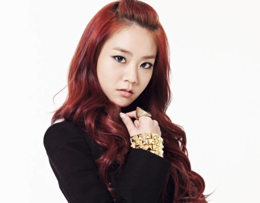 KARA’s Han Seung Yeon: “I Am Not a Gundam Maniac”