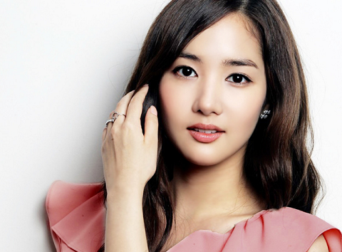 Park Min Young Wants to Meet Big Bang at a Concert