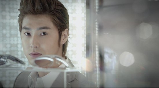 Yunho Gives Thoughts on Dropping Out of “Yawang”