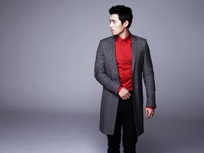 Hyun Bin Wishes Thai Fans “Happy Songkran”