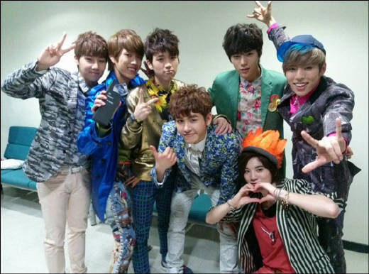 Weekly K-Pop Music Chart 2013 – April Week 2