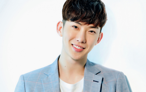 2AM’s Jo Kwon Shines Among His Dancers