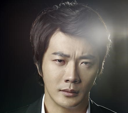 Kwon Sang Woo Expresses Frustration Over the K-Drama Production System