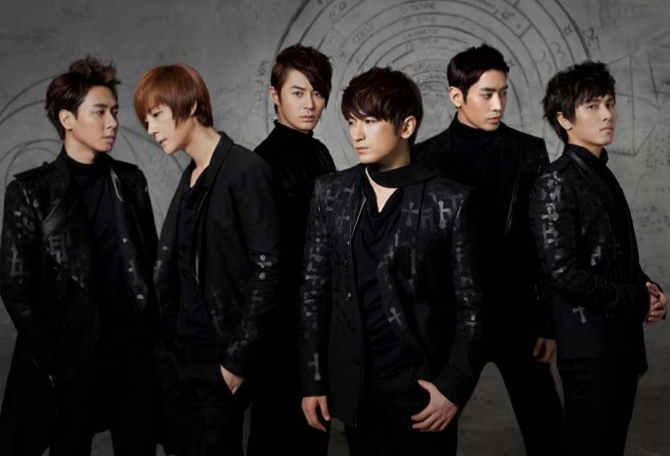 Shinhwa’s Management to Sue Japanese Company Running Illegal Fan Clubs