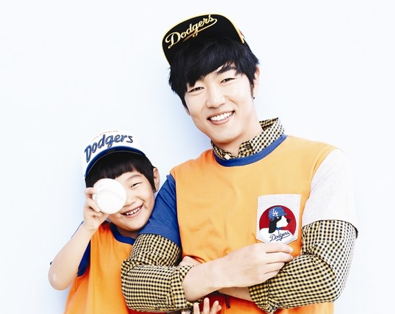 Lee Jong Hyuk and Junsu Model for “Casa Living”