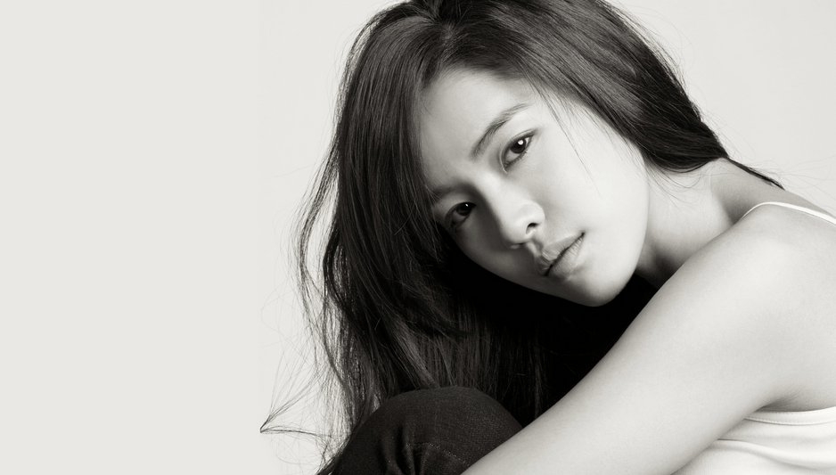 Kahi Makes a Beautiful Blushing Bride