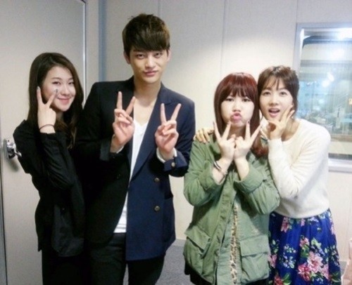 Seo In Guk Promises to Dance to 15& if “Somebody” Wins First Place