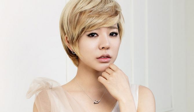 Girls’ Generation Sunny Grabs Title of No.1 Best Looking Female Celebrity