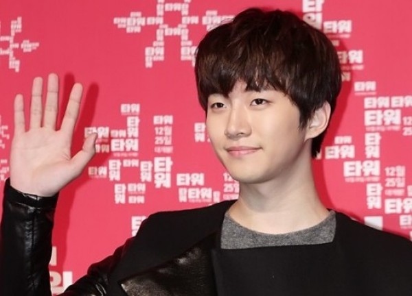 2PM’s Junho: “If I Have a Girlfriend, I’d Keep It a Secret”