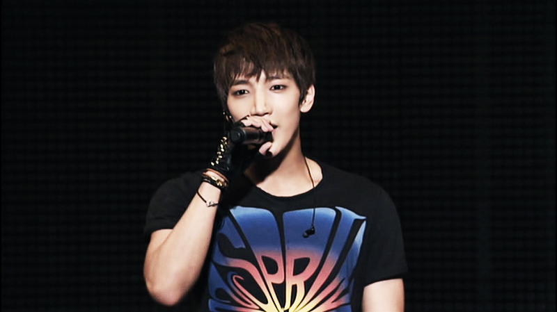 Jun.K Sweetly Reminisces His Musical Experience Via Photos