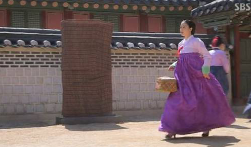 Presence of High Heels in “Jang Ok Jung, Live in Love” Is Explained