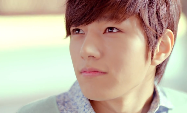 Infinite’s L Adorably Accepts Park Min Ha’s Innocent Kiss