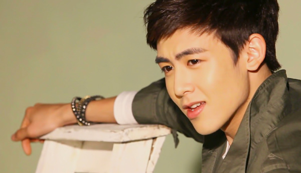 Nichkhun Sheds Tears While Apologizing for Drunk Driving Accident in 2012