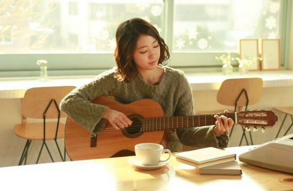 Imposter Creates a Facebook Account in Actress Park Shin Hye’s Name