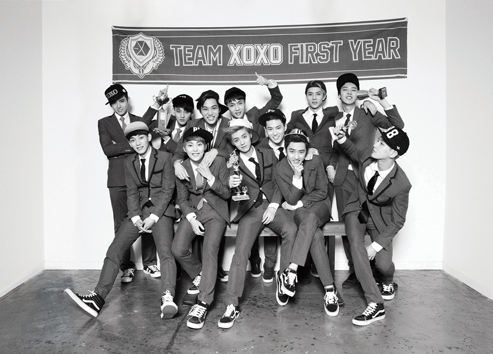 EXO Celebrates Win in Latest Teaser Photo