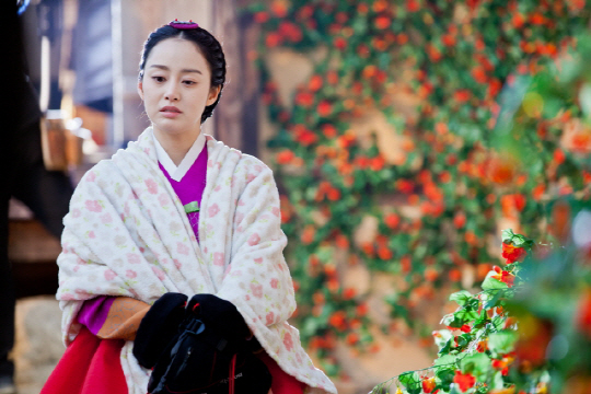 Kim Tae Hee Asked Herself, “Is My Acting that Bad?”