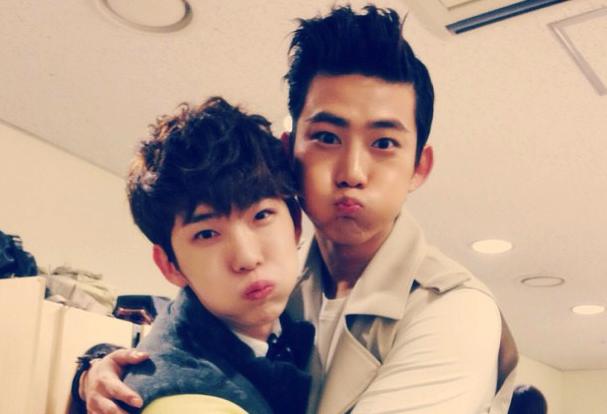 JoKwon Has Fun Backstage With 2PM And 4Minute