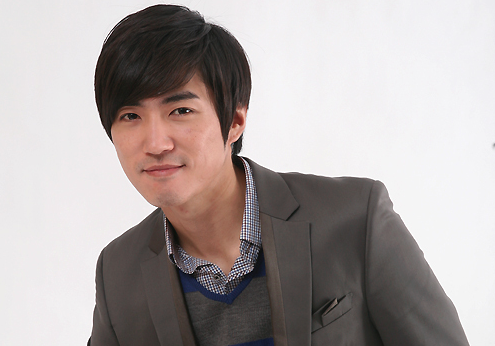 Danny Ahn Tweets, “I Just Saw Son Ho Young…Please Pray For Him”