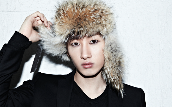 Eunhyuk Dressed Up As A Cute Mickey Mouse