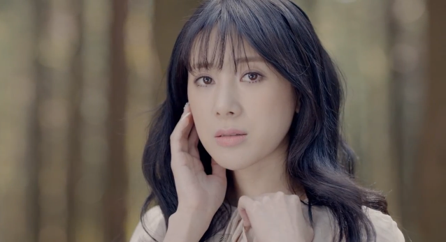 Seo In Young Releases MV Teaser for “Let’s Break Up”