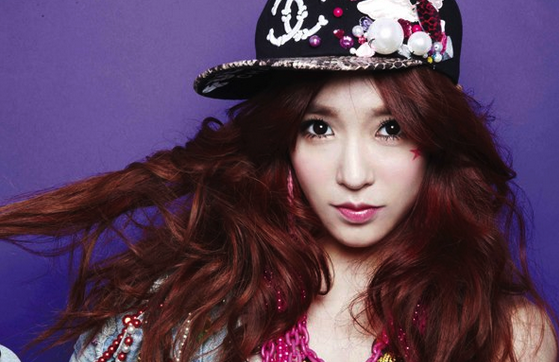Girls’ Generation’s Tiffany to Throw Ceremonial Pitch at L.A. Dodgers Game