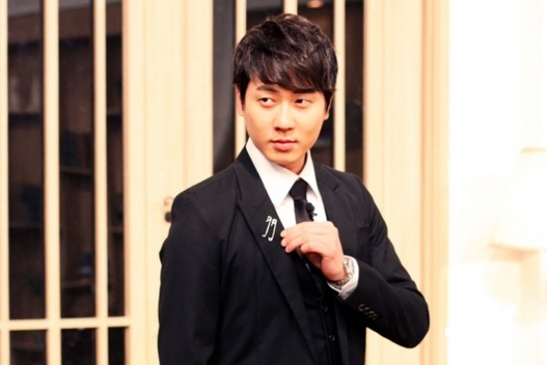 Shinhwa’s Andy to Make His Return after a One-Year Hiatus
