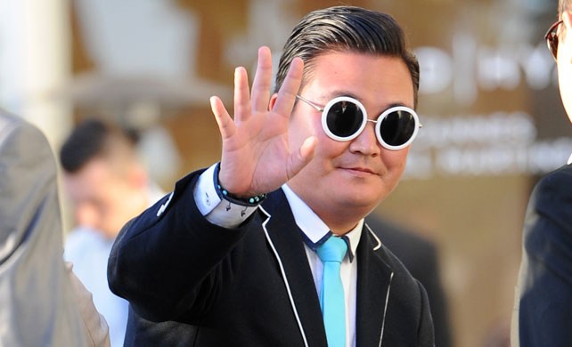Fake PSY Dupes Celebrities at Cannes Film Festival!