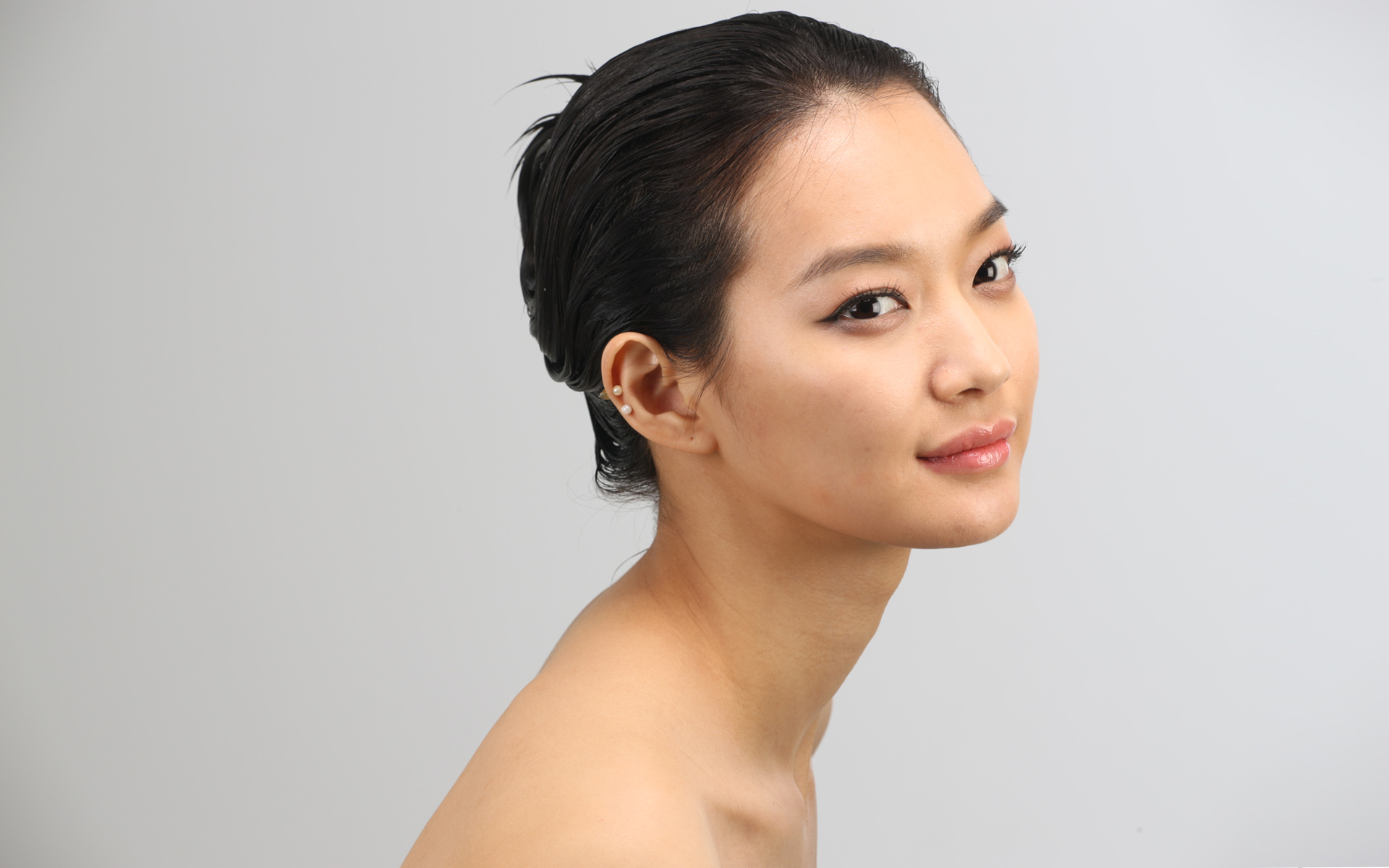 Shin Minah Looks Refreshing in Summer Photoshoot for “Joinus” | Soompi