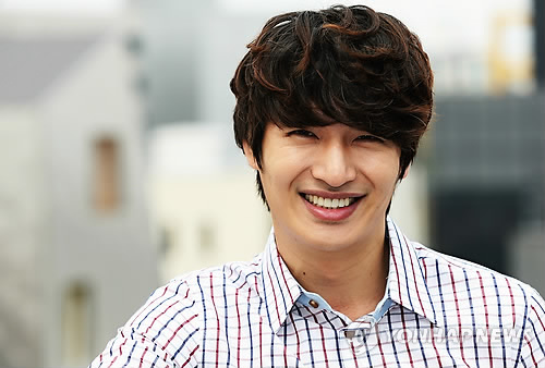 g.o.d Member Son Ho Young to Release a Solo Album in September