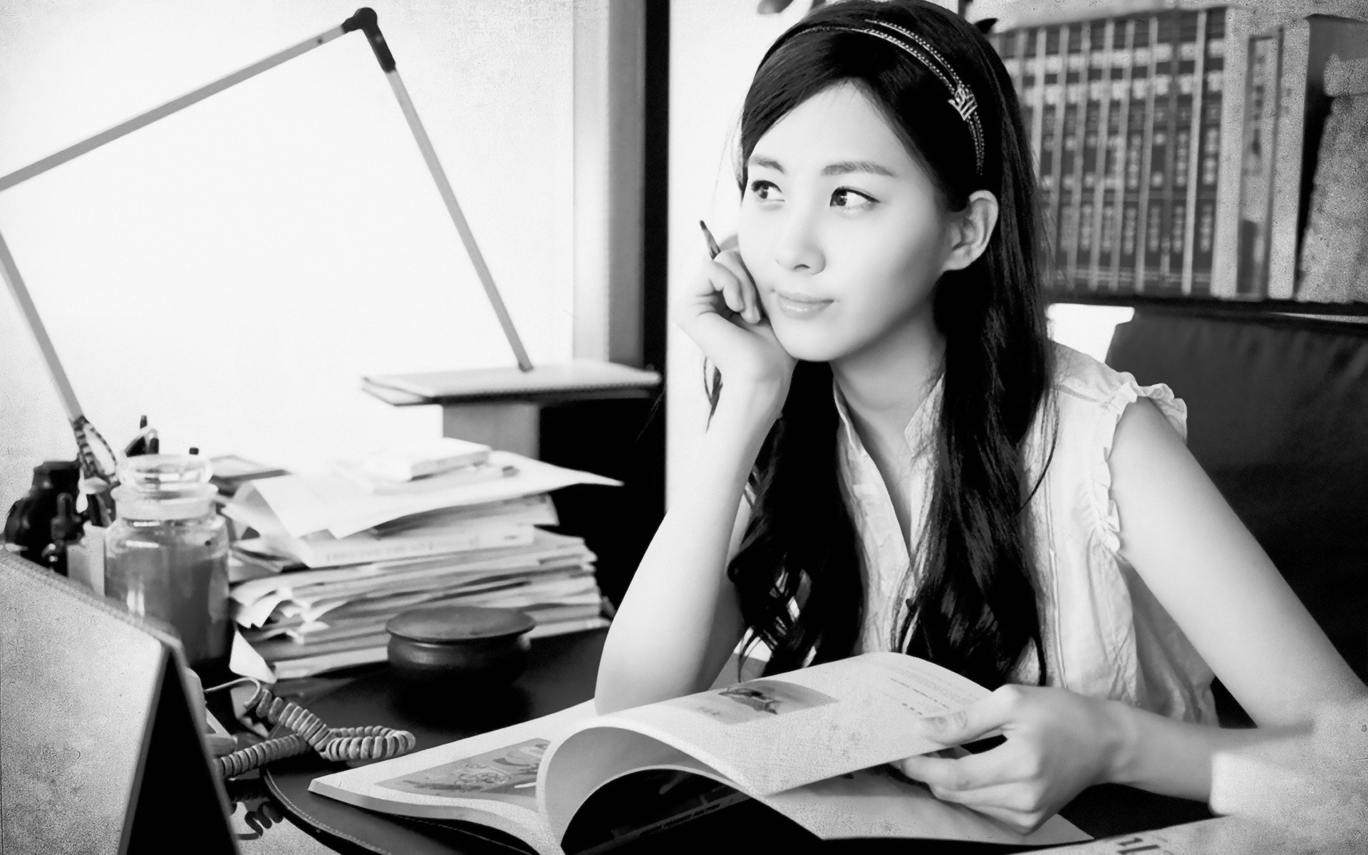 10 Korean Celebrities That Are So Smart They’re Sexy Part 2