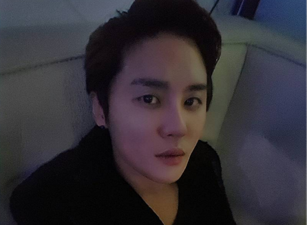 JYJ’s Junsu Apologizes for Being Unable to Appear at Seoul Music Awards