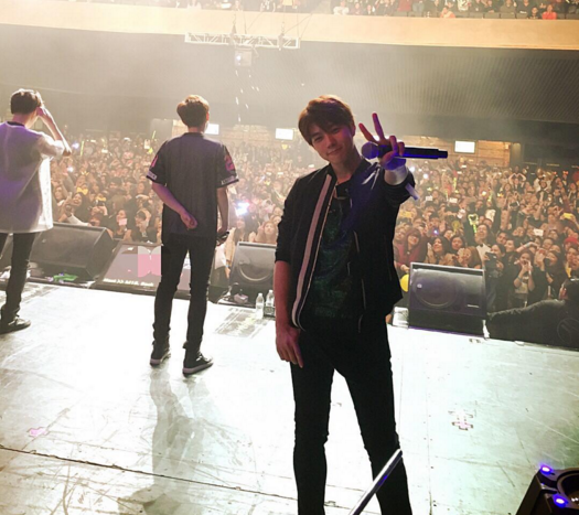 Watch: INFINITE’s L Reacts to Getting Underwear Thrown at His Face