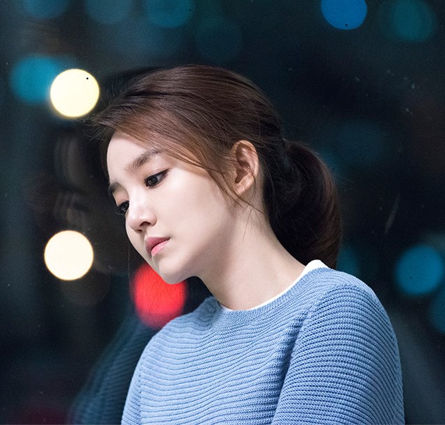 Younha Revealed to Have Recently Ended Long-Term Relationship